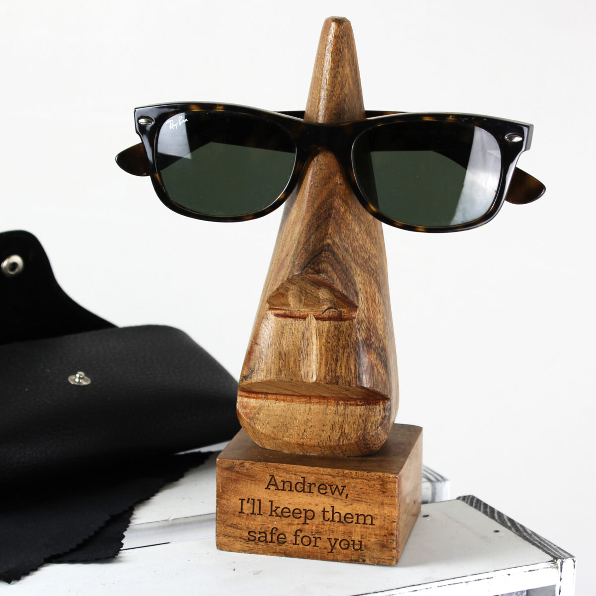 Personalised Wooden Nose-Shaped Glasses Holder - Image 2