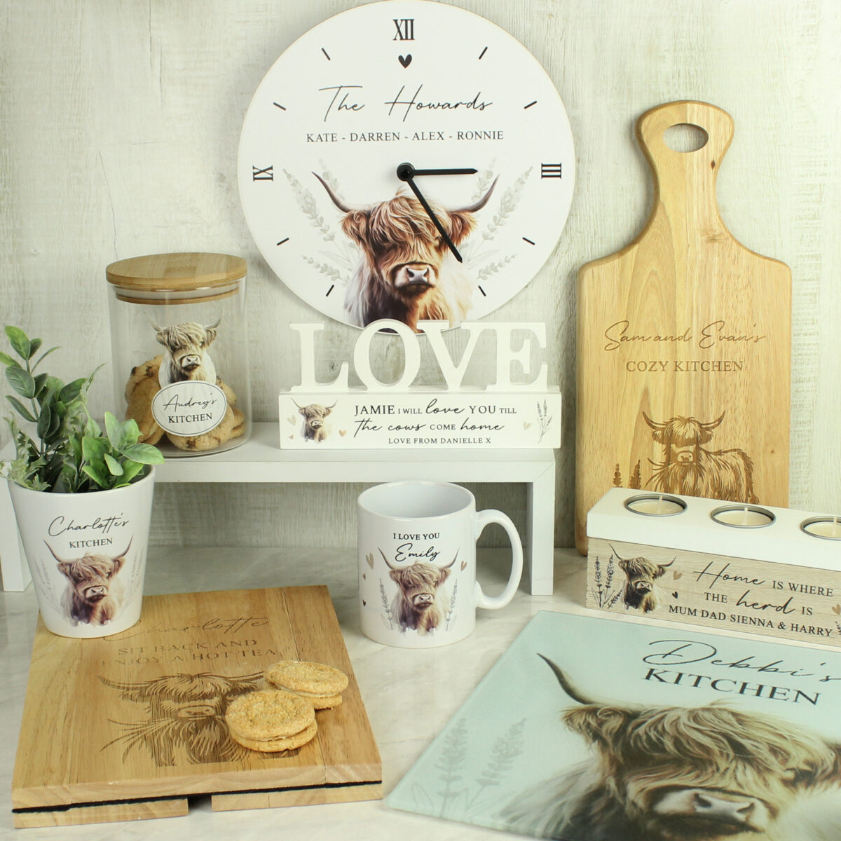 Personalised Highland Cow Glass Chopping Board - Image 4
